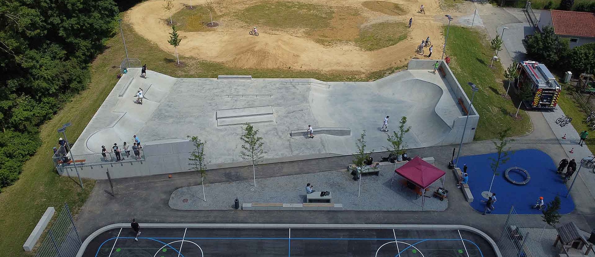 Skater at Skatepark Frontenhausen on the central area