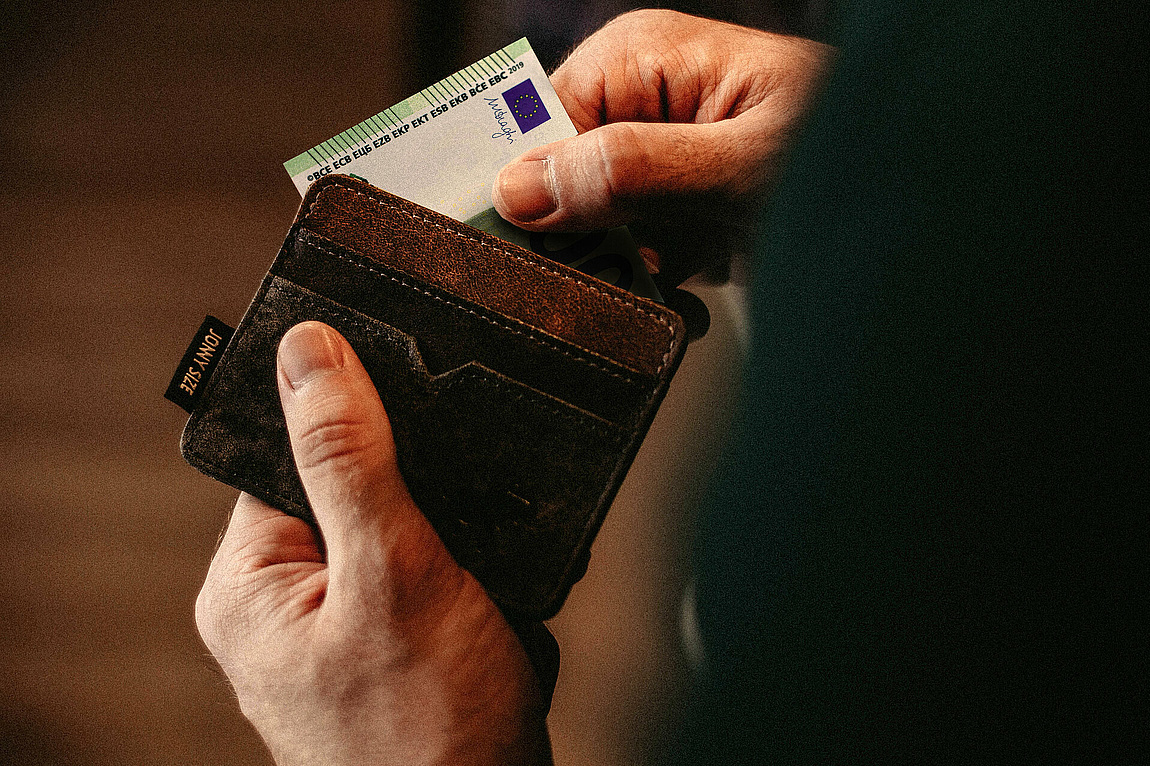 Portemonnaie mit Geld 