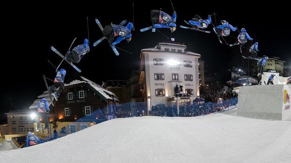 Serienaufnahme von Skifahrer der einen Freestyle Trick performt
