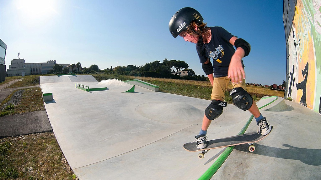 Kind im Skatepark Aureilhand