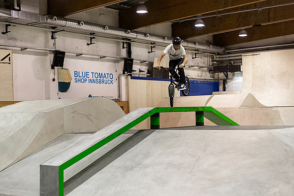 Biker jumps in the skate hall Innsbruck