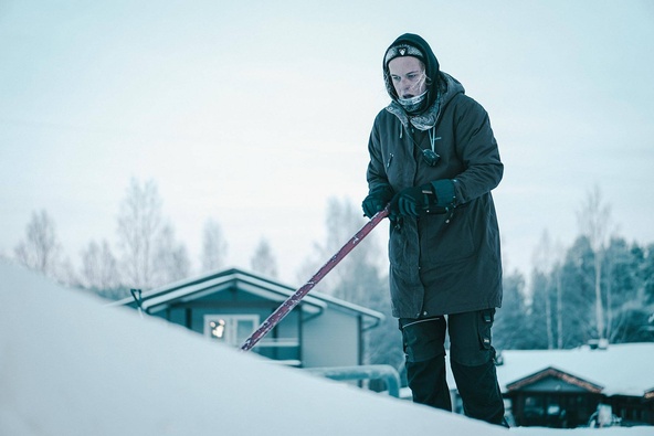 Shaper beim Shapen im Snowpark Vuokatti