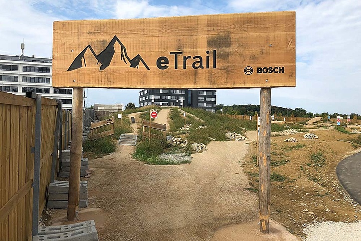 Entrance sign at the start of the Bosch eTrail Kusterdingen 