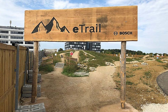 Entrance sign at the start of the Bosch eTrail Kusterdingen 