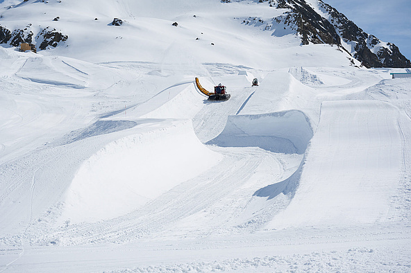 Aufbau des Snowparks