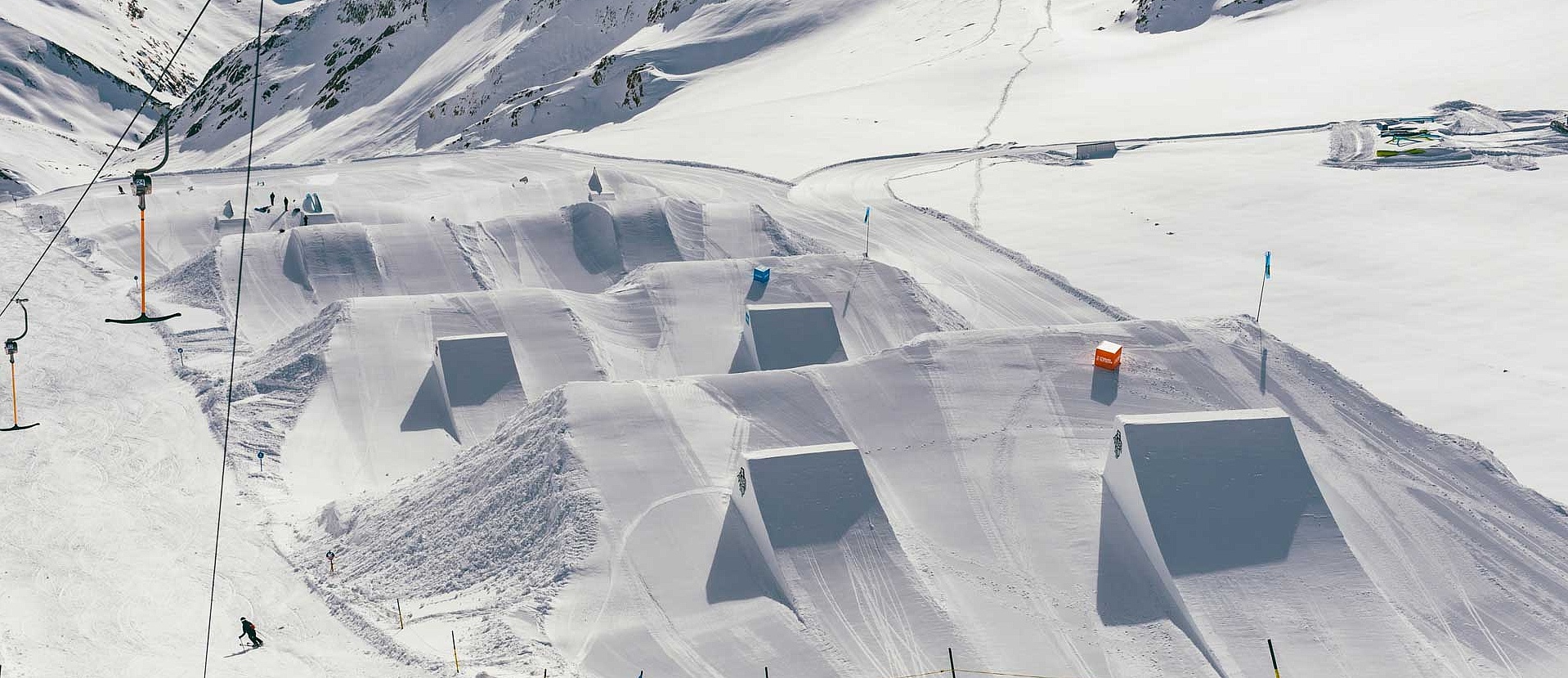 Jumps in the snow park Stubai