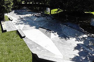 Drohnenaufnahme von Skatepark Hirschgarten