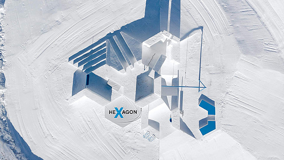 [Translate to Französisch:] Hexagon im Kühtai aus der Vogelperspektive im Überblick