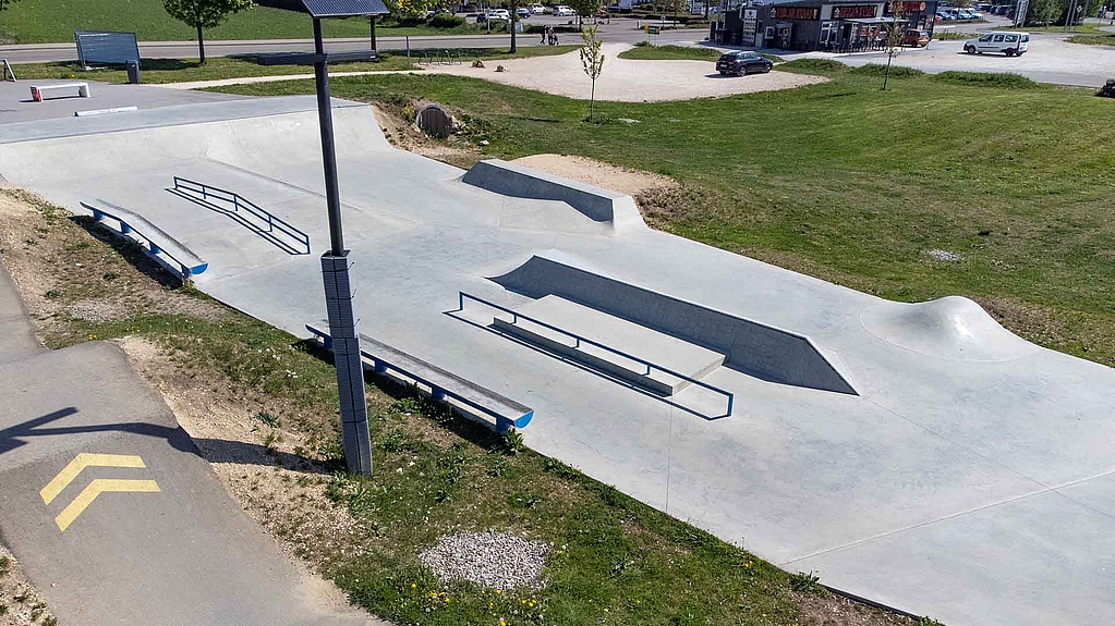 Actionreicher Urban Sports Park Herbrechtingen mit vielfältigen Sportflächen