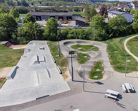 Overview of pump track, skatepark and dirt line in Herbrechtingen