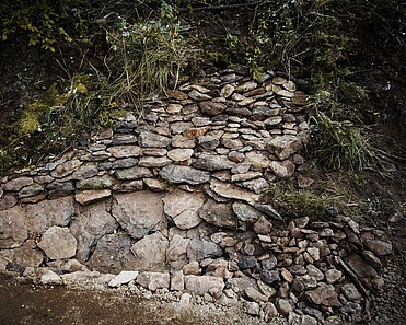 Natural stone reinforcement on a track in MTB Park Ilmenau
