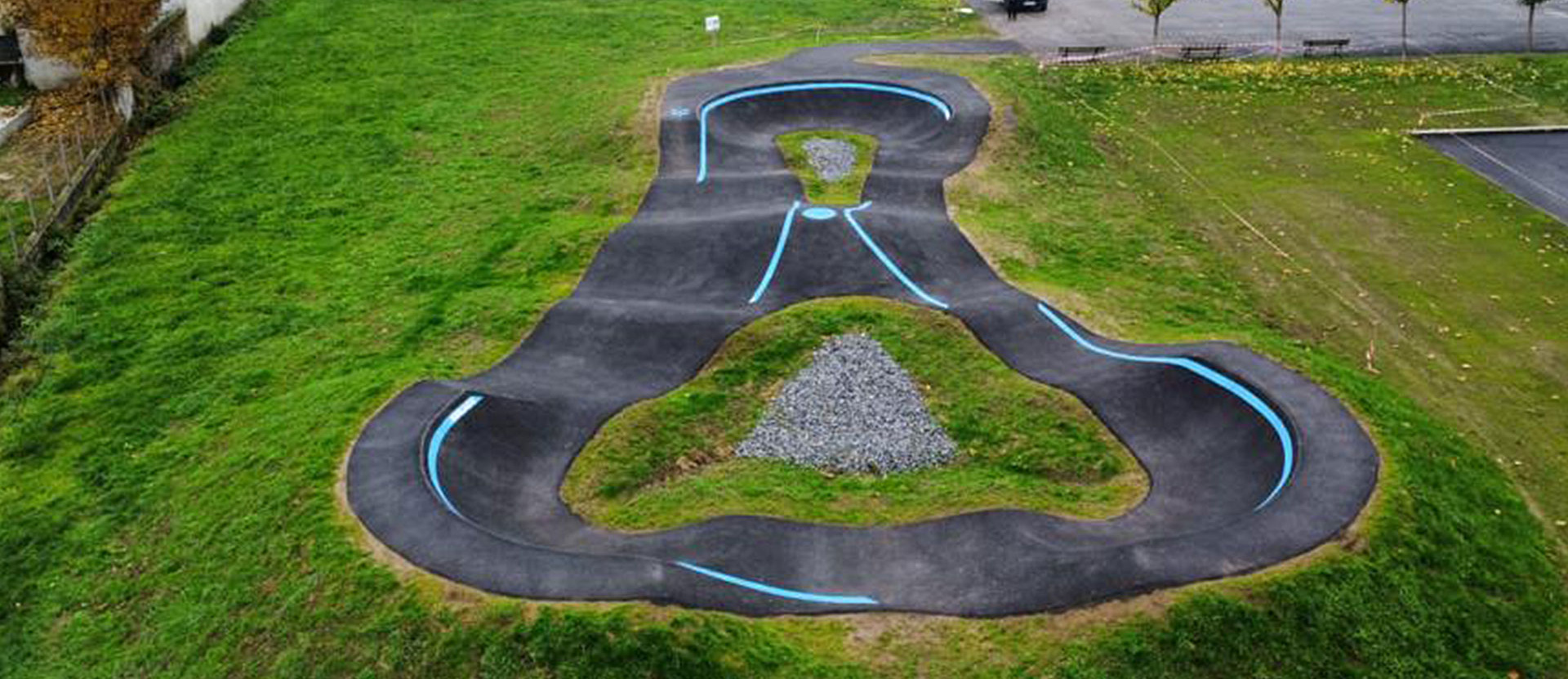 Image de drone du pumptrack de Bénéjacq