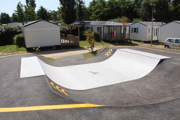 Scooterloop im Pumptrack Fousenant