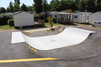 Scooterloop im Pumptrack Fousenant